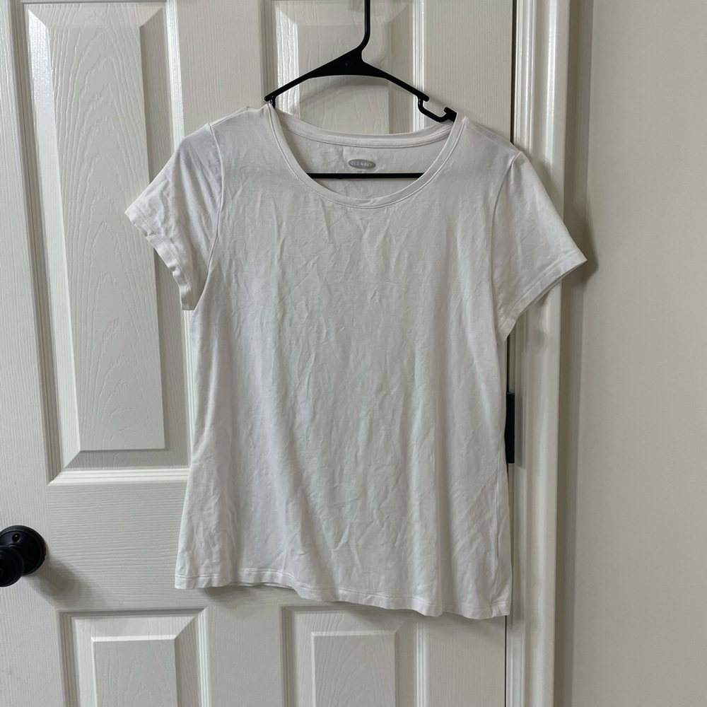 Plain white tee
